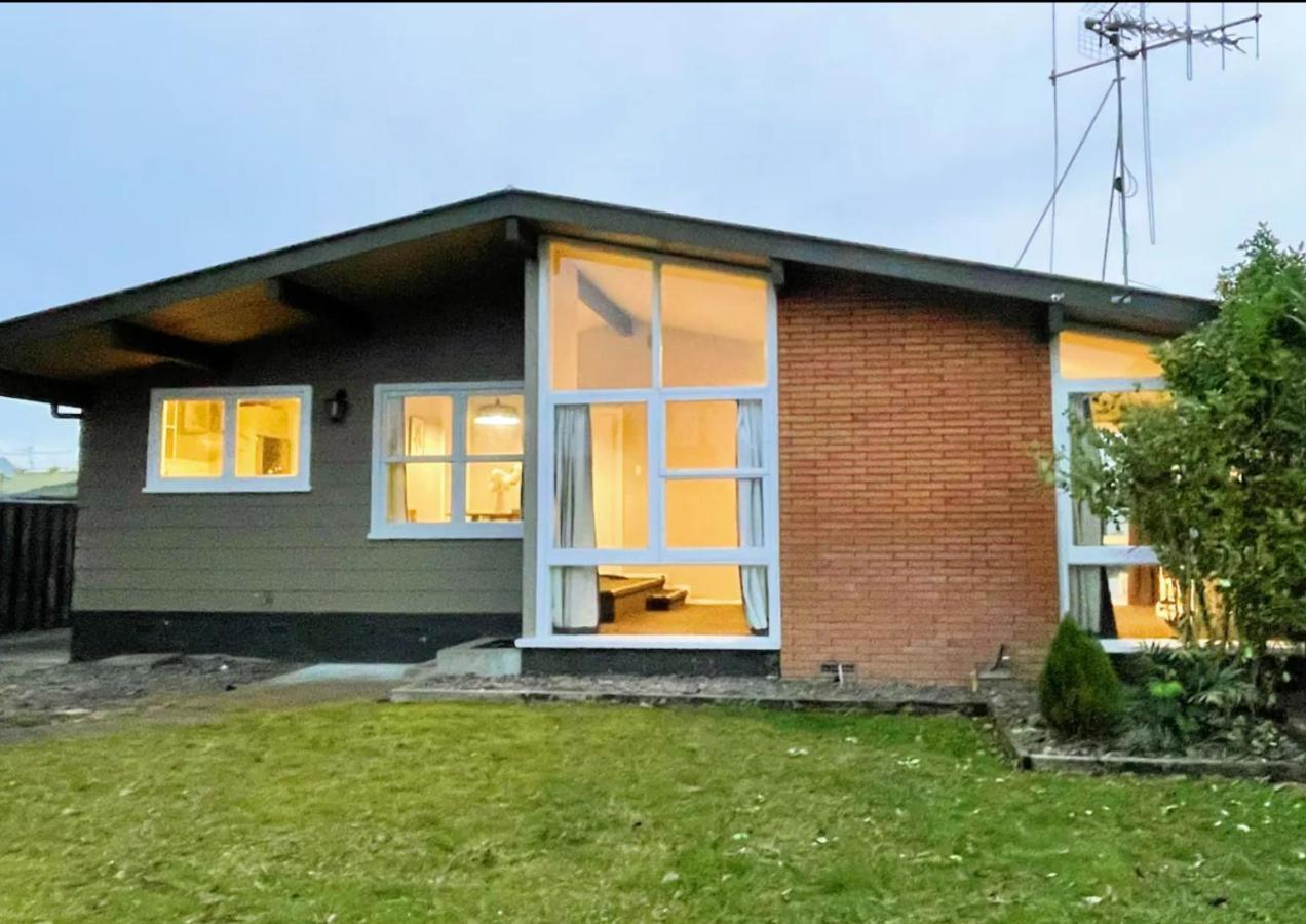 3 Bedroom Family House In Excellent Location هاملتون المظهر الخارجي الصورة